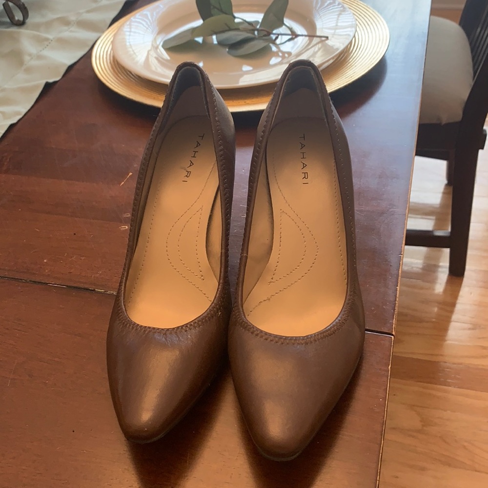 Tahari Brown heels